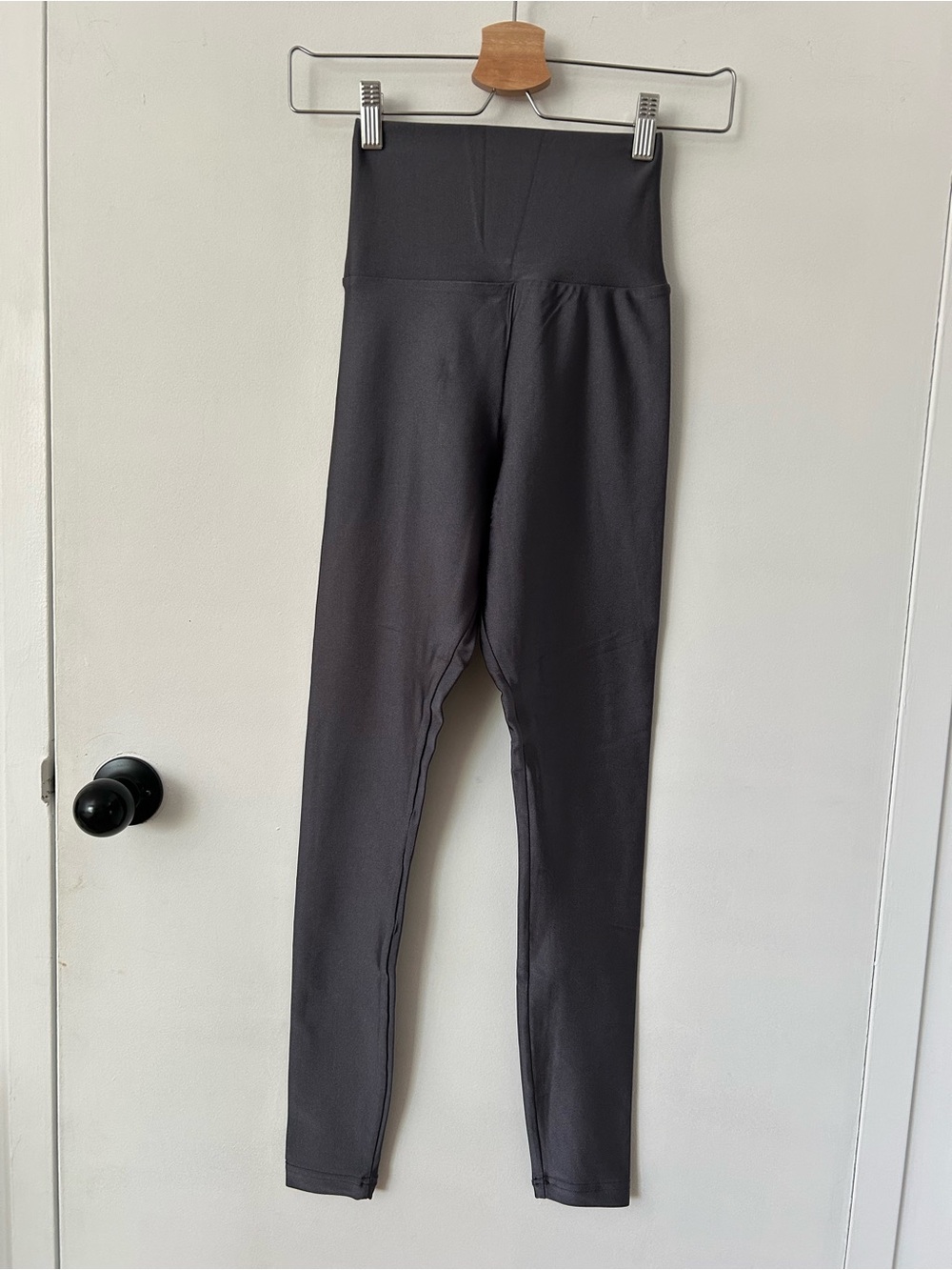 AMERICAN APPAREL GREY LEGGINGS SIZE S